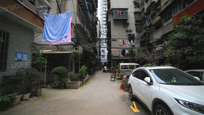 济生新村外景图