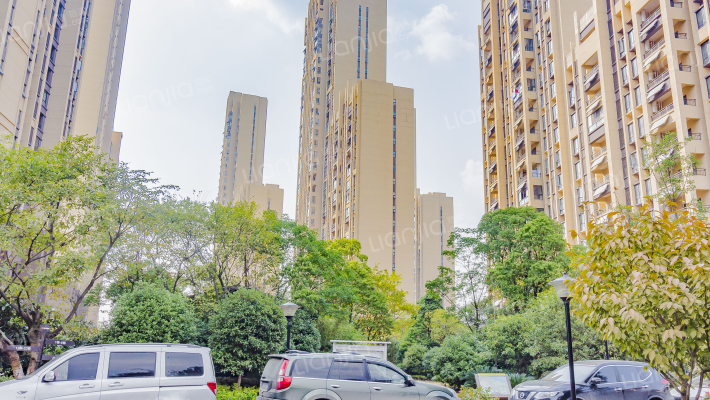 联投龙湾三期外景图