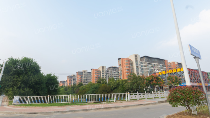 世纪东山外景图