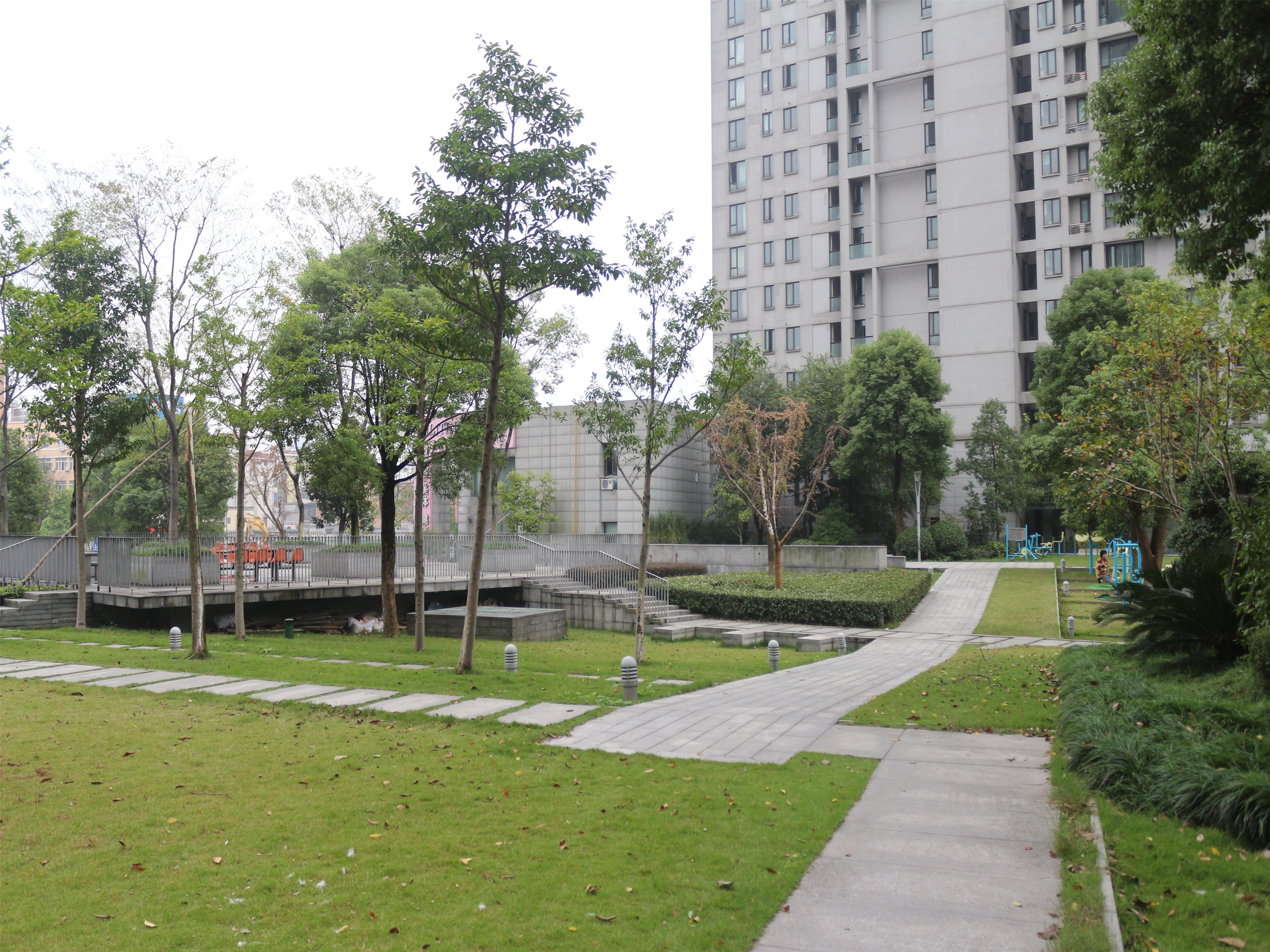 银爵世纪小区实景 5