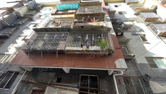 景中路199号外景图