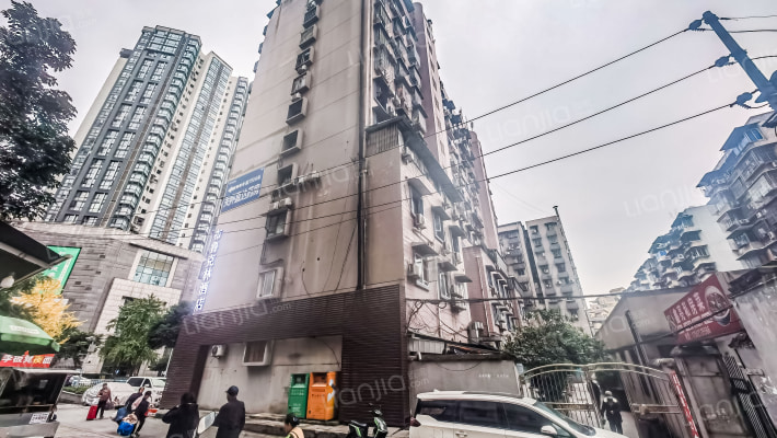 国华大厦外景图