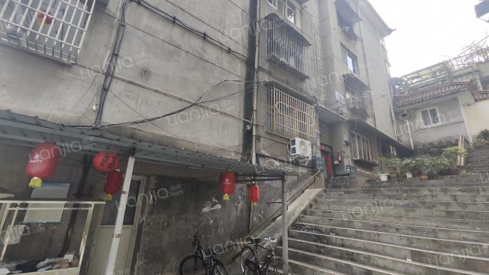 文庙山街外景图