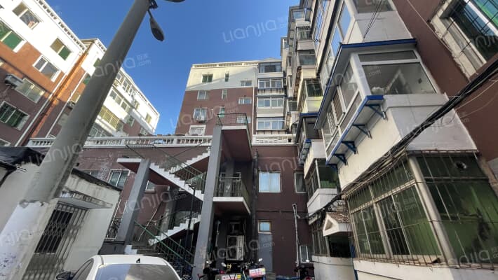 渭河社区外景图