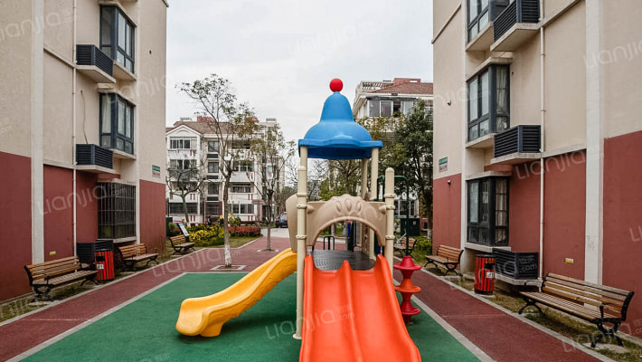 海芦月华苑外景图