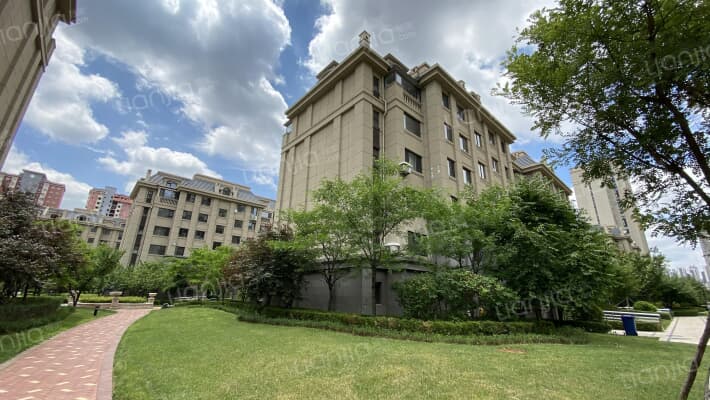 维士法兰香颂外景图