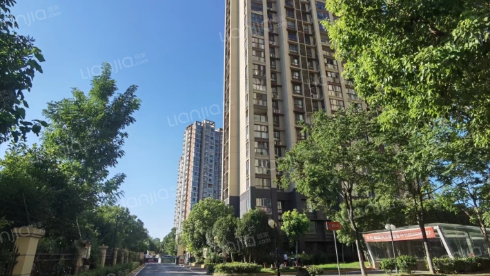 万裕龙庭水岸外景图