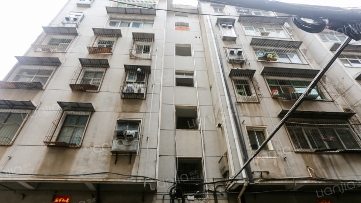 卫民巷95号外景图