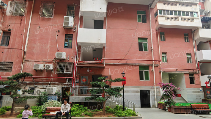 龙江大厦外景图