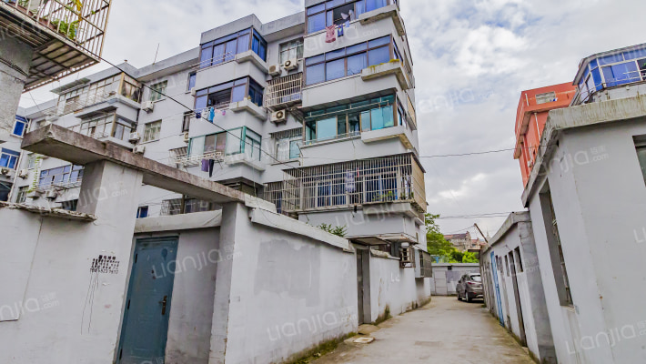 造船新村外景图