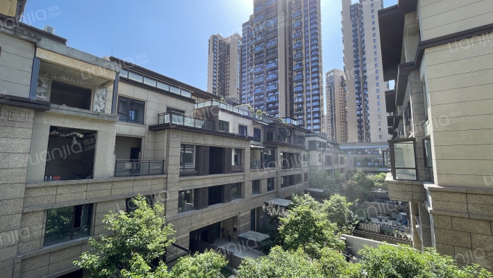 北辰南湖香麓外景图