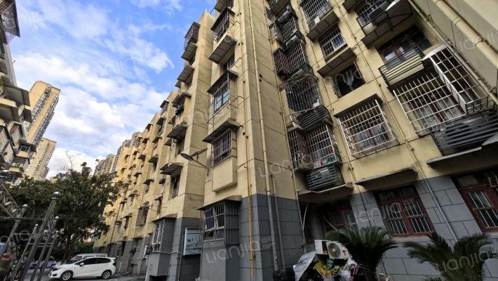 魏家坡小区外景图