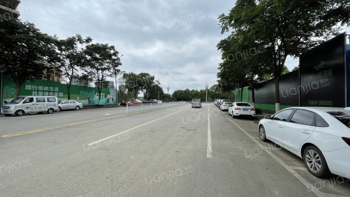 中铁阅山湖臻藏外景图