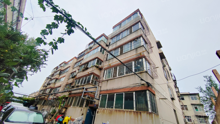 山凹庄296号外景图