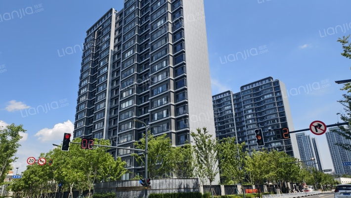 云锦四季外景图