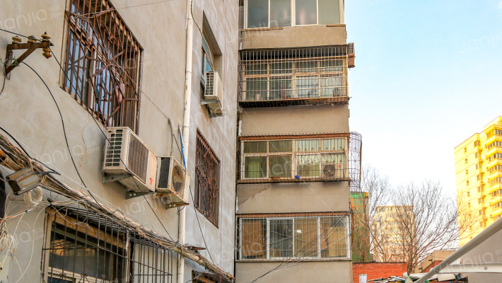 新圃西街161号院外景图