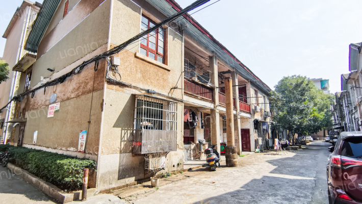 东瓜山一村送变电小区外景图