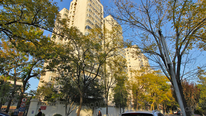 柏林寺西外景图