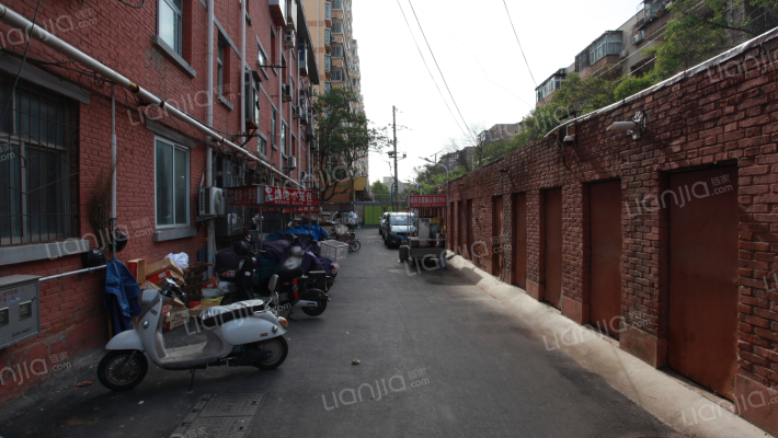 医药总公司家属院外景图