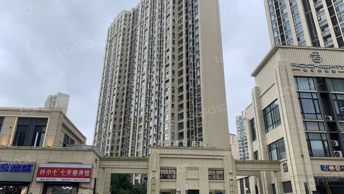 尹山湖景花园五期外景图