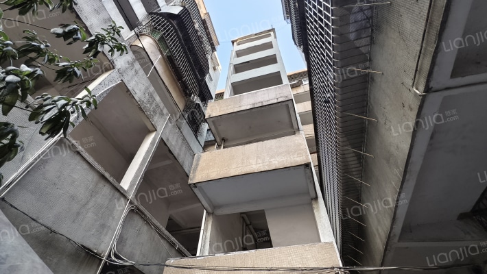 景泰楼住宅小区外景图