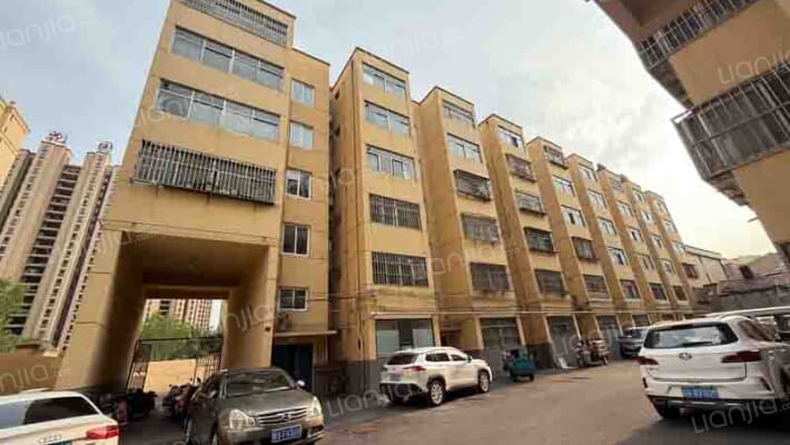 橡胶厂宿舍外景图