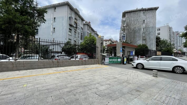 省教委宿舍外景图