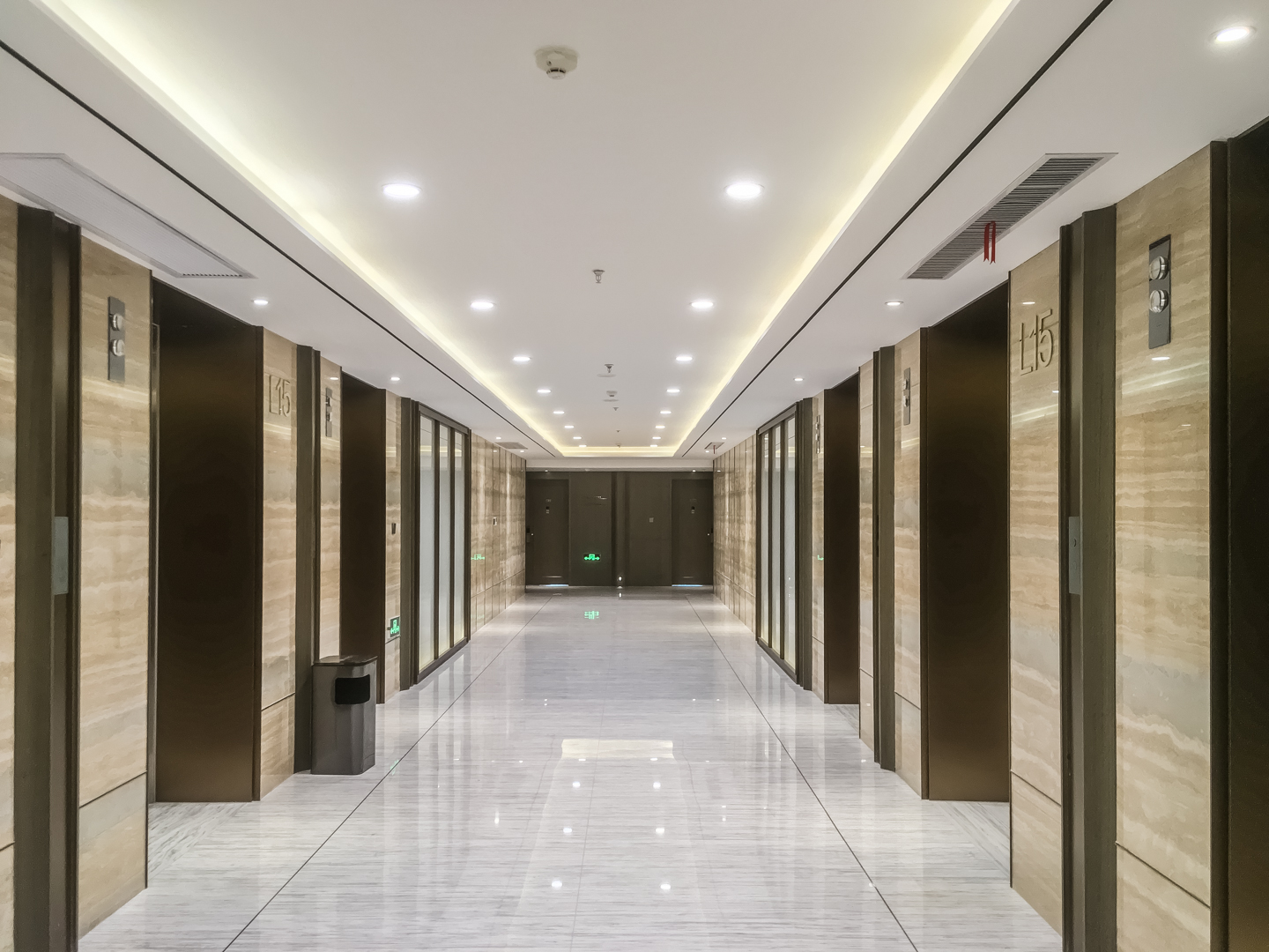 Shi Bao International compound photo 7