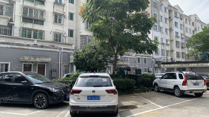 申凡公寓外景图