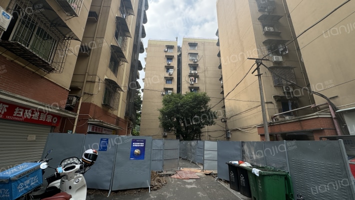 洪逸新村外景图