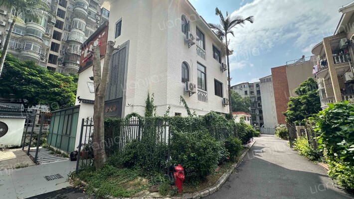 美源别墅外景图