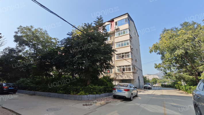 园丁小区外景图