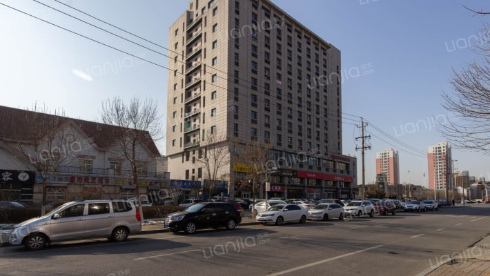 金汇大厦外景图