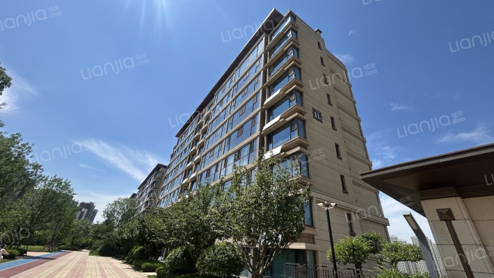 海尔地产中央花园外景图