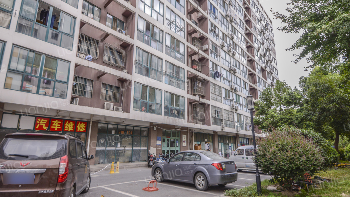 馥邦商务广场外景图