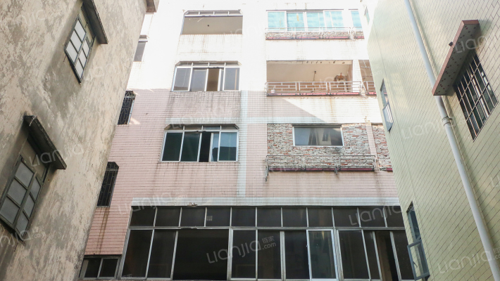 城东北三路外景图