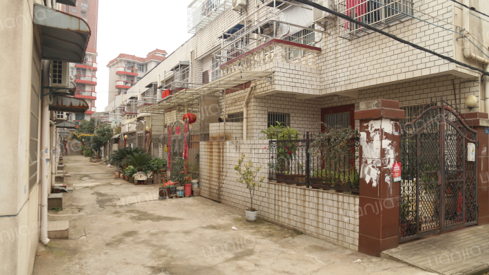 商南小区外景图