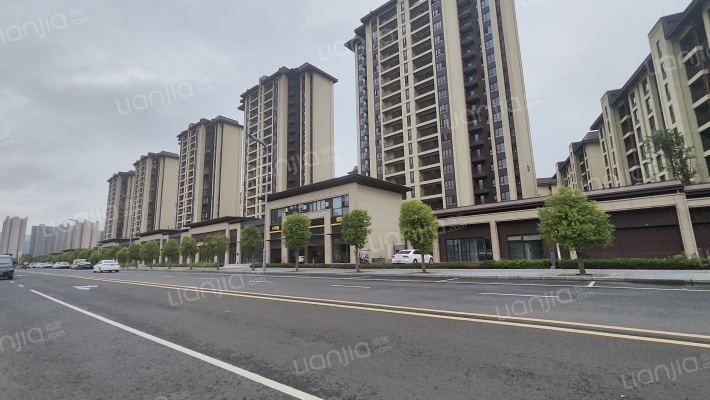 金地格林云上外景图