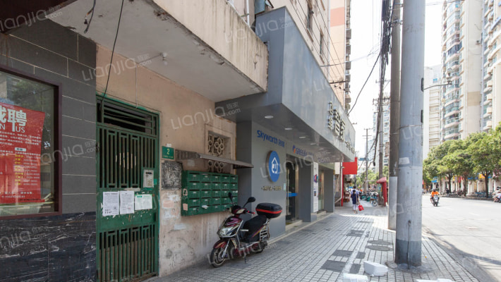 本溪路165弄外景图