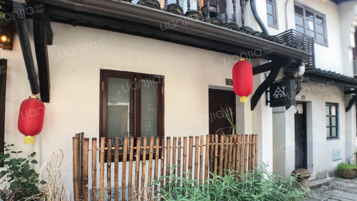 小河东河下外景图