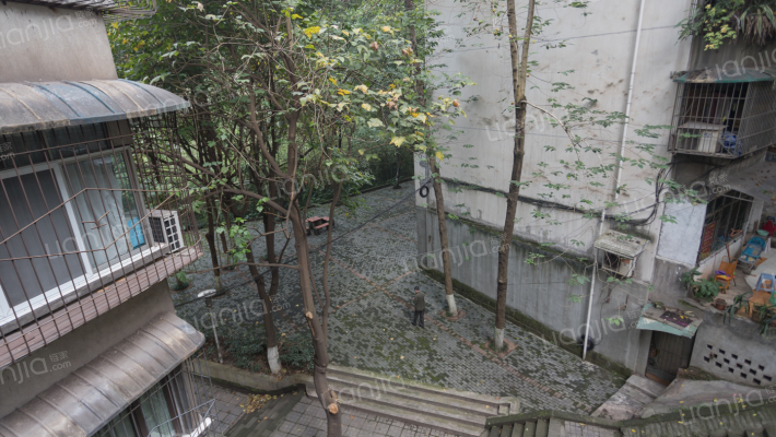 建工东村外景图