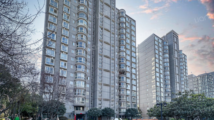 西化南区外景图