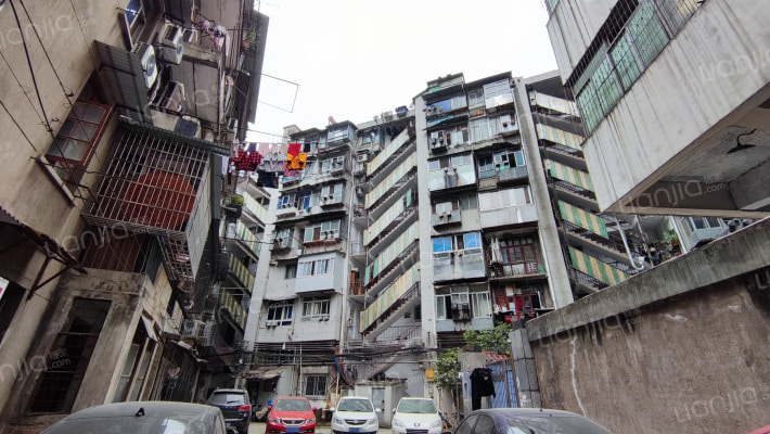 解放社区商业庭院外景图