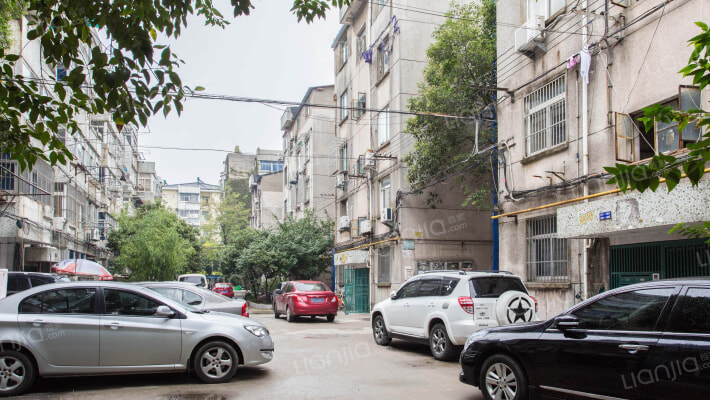 莫愁新寓涌泉里外景图