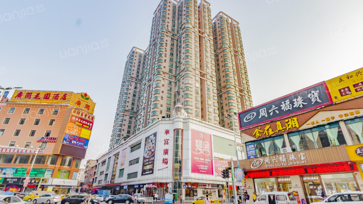 华富广场外景图