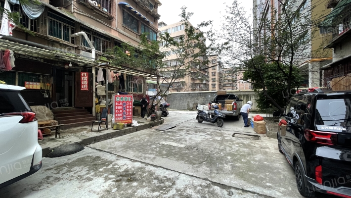 延安西路242号外景图