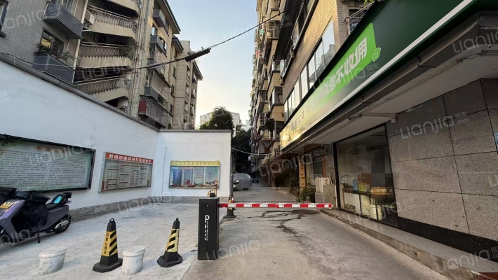 果品公司宿舍外景图