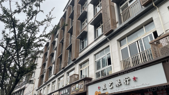 明珠学苑外景图