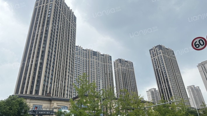 龙湖水晶郦湾外景图