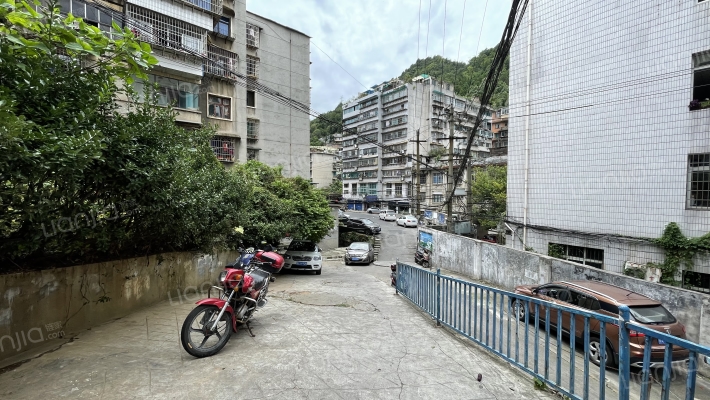 海马冲86号外景图